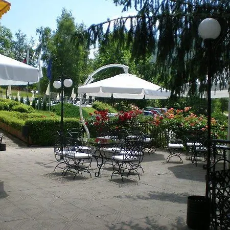 Perfect Hotel Yamna